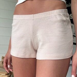 Brandy Melville White and Pink Striped Boxer Shorts | One Size | Good Condition